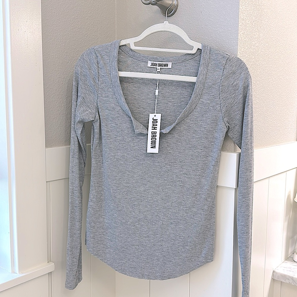 NWT JOAH BROWN Henley Long Sleeve M/L Gray